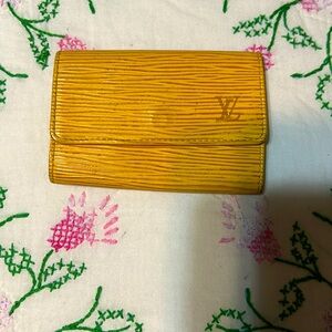 LV YELLOW EPI  KEY HOLDER LIKE NEW